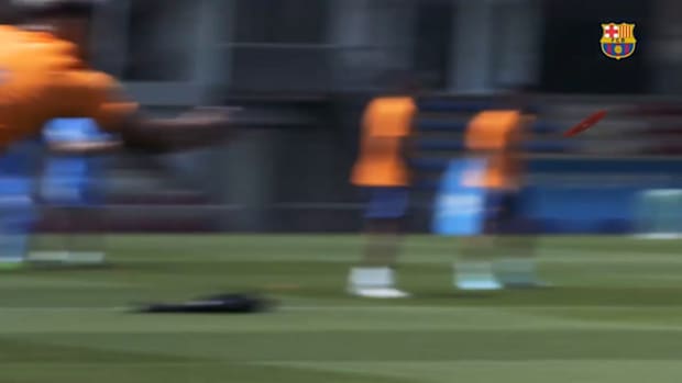 Games and fun in training as Barça squad enjoy Champions League qualification